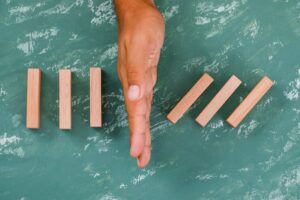 Crisis prevention and risk mitigation in mergers and acquisitions