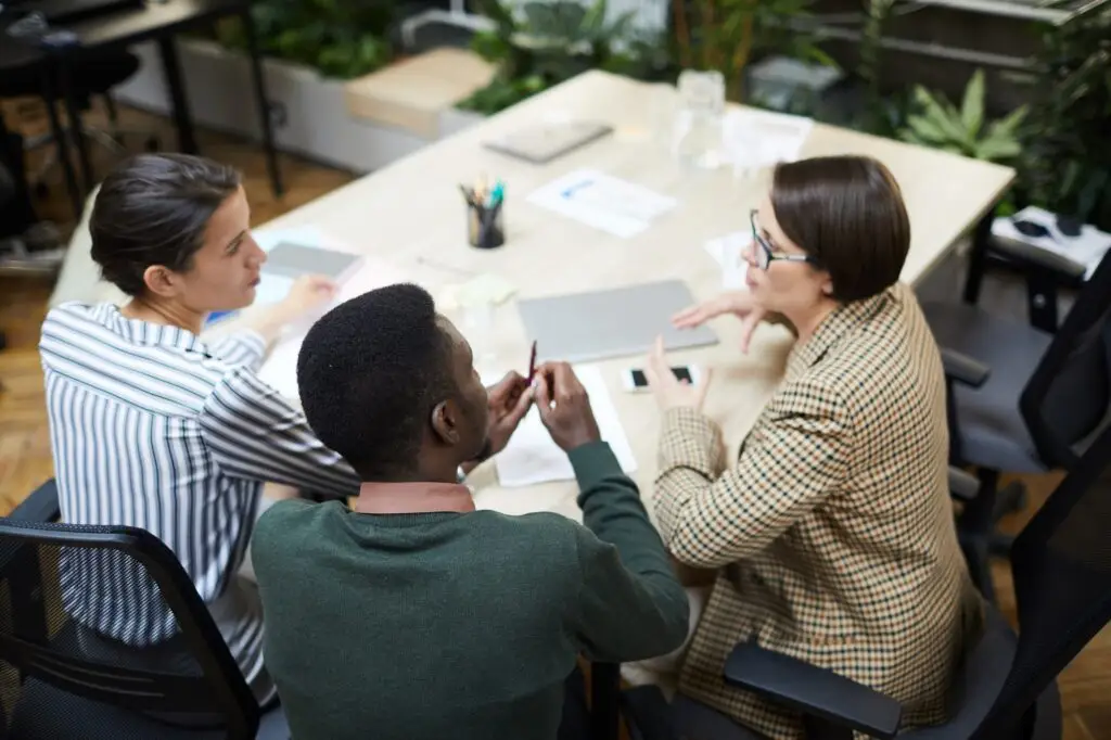 M&A advisory team brainstorming valuation strategies