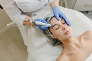 Aesthetic clinic valuation and acquisition process in cosmetic medicine